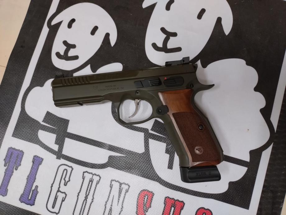 Pistolet CZ 75 SHADOW 2 OD GREEN OR Plaquettes Bois