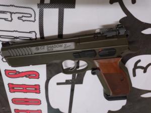                                            Pistolet CZ 75 SHADOW 2 OD GREEN OR Plaquettes Bois
